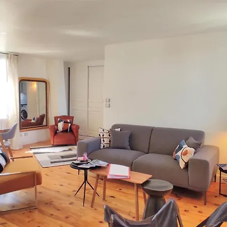 Charmant Gite 4 Pers, 2 Ch, Centre-ville, Tout Equipe, Parking, Wifi - Fr-1-526-33