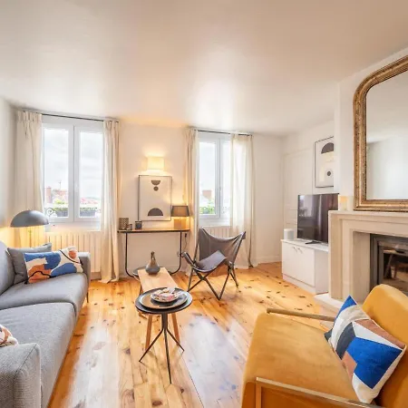 Charmant Gite 4 Pers, 2 Ch, Centre-ville, Tout Equipe, Parking, Wifi - Fr-1-526-33 דירה Compiègne